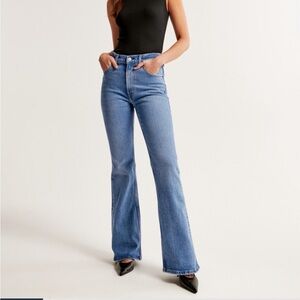 NWOT Abercrombie & Fitch Vintage Flare Jeans